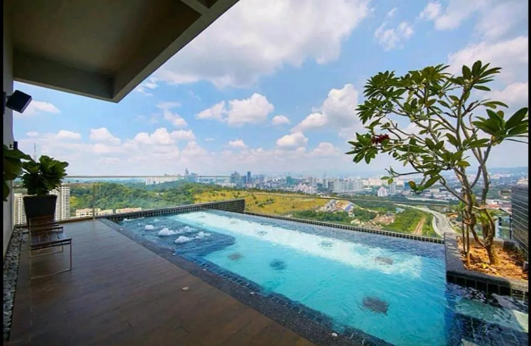 Midvalley Luxury Maxine Suite Kuala Lumpur